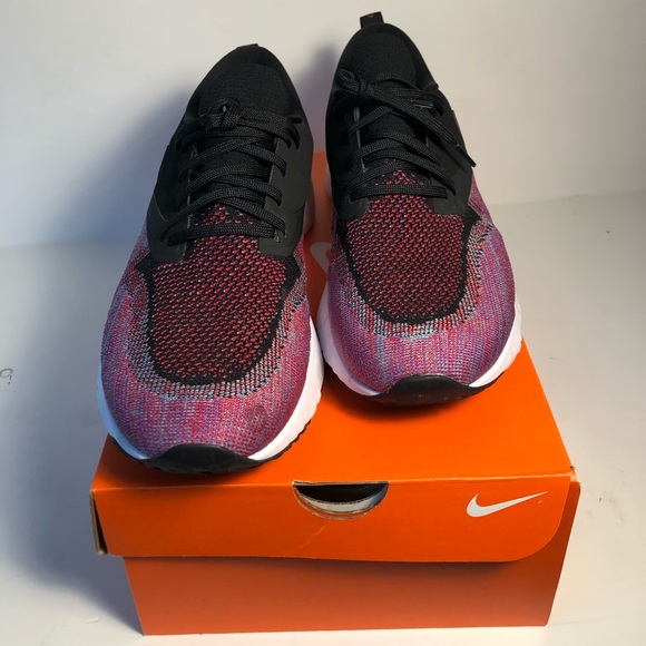 Size 11 Nike odyssey reacts flynit 2 - Picture 2 of 6